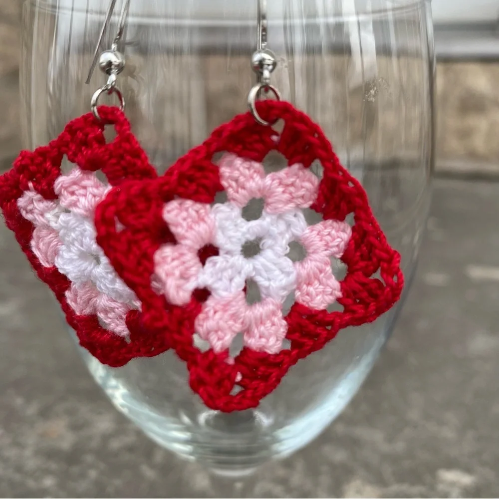 Red & Pink Crochet Granny Square Earrings - Picture 5 of 7